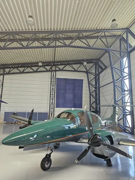 2025 Diamond DA-62