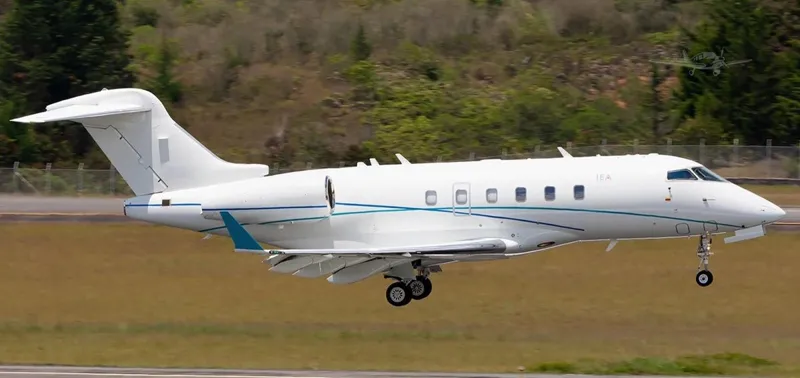 Bombardier Challenger 300