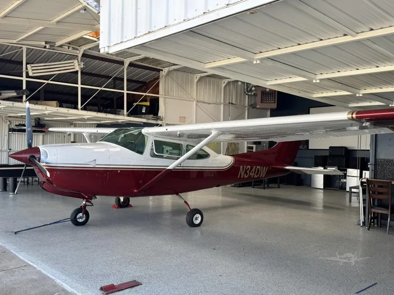 1980 Cessna R182