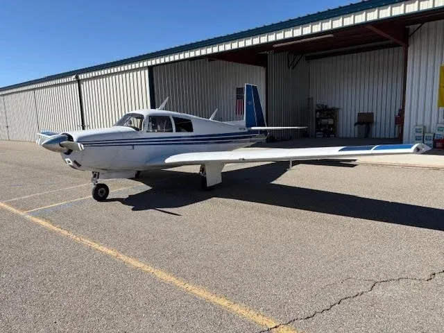 1966 Mooney M20E Super 21