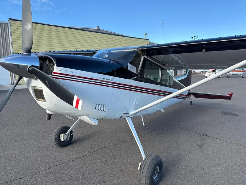 1967 Cessna 180 Skywagon