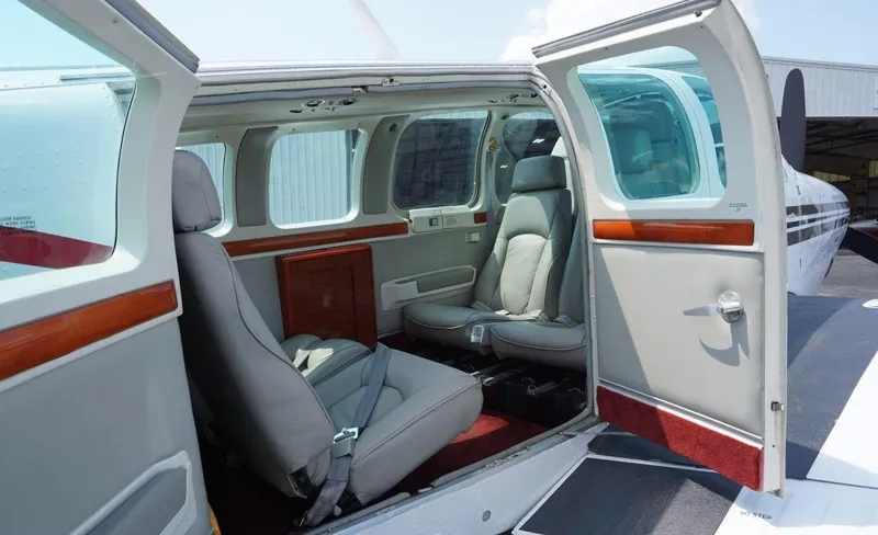 2000 Beechcraft Bonanza A36