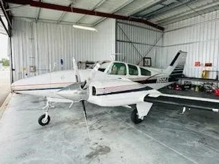 1970 Beechcraft E55 Baron