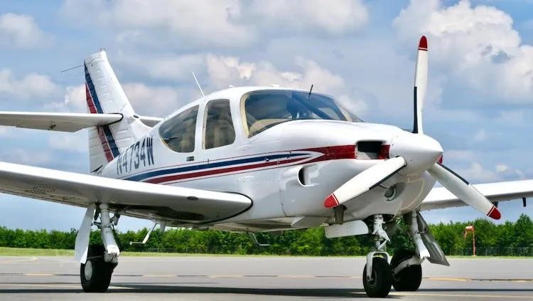 1976 Commander 114 for sale