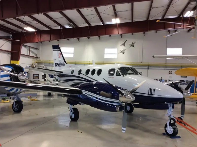 1992 Beechcraft C90A