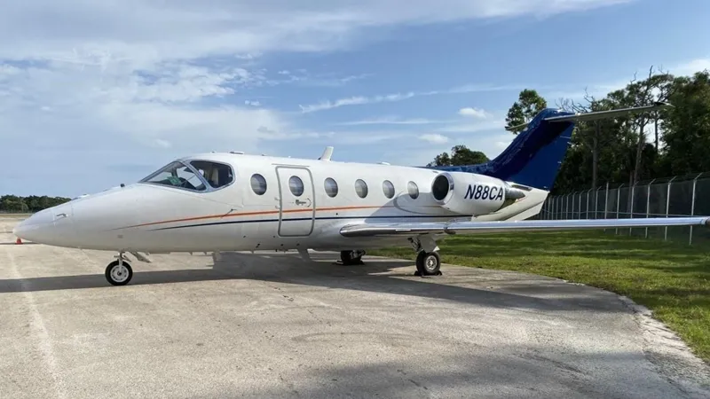 2000 Beechcraft Beechjet 400A