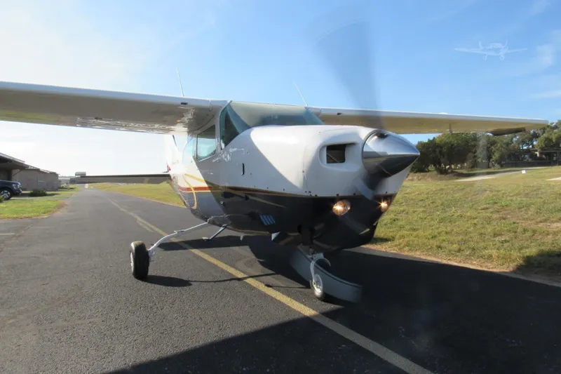 1977 Cessna T210