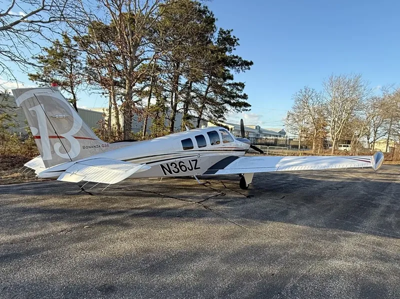 2011 Beechcraft Bonanza G36