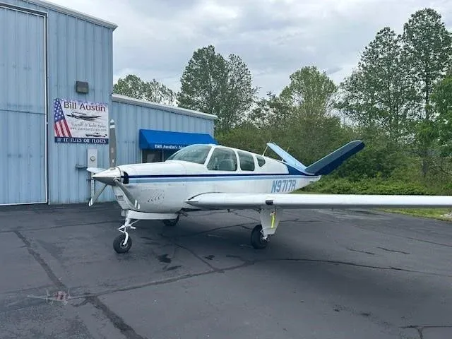 1960 Beechcraft Bonanza M35