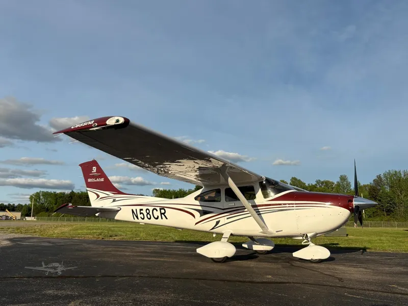2005 Cessna 182T for sale