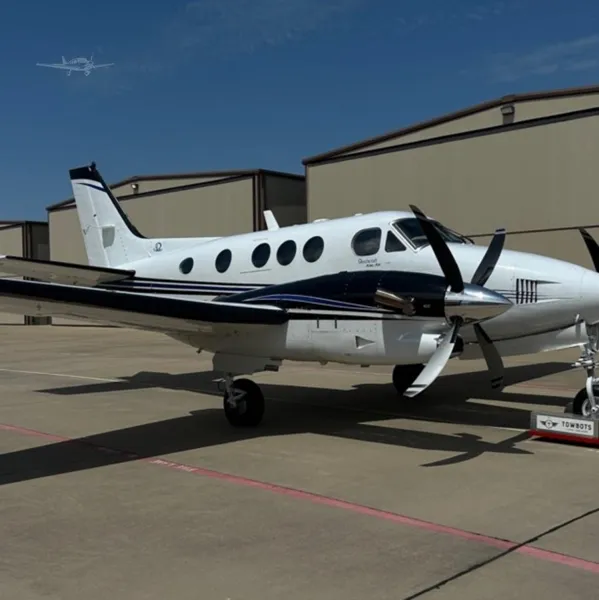 2001 Beechcraft C90B