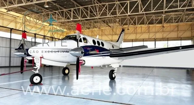 2010 Beechcraft C90GTx