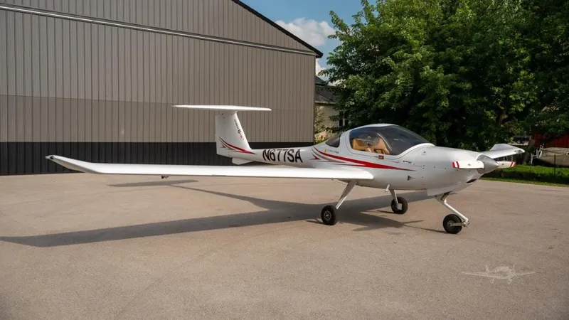 2011 Diamond DA20 Katana