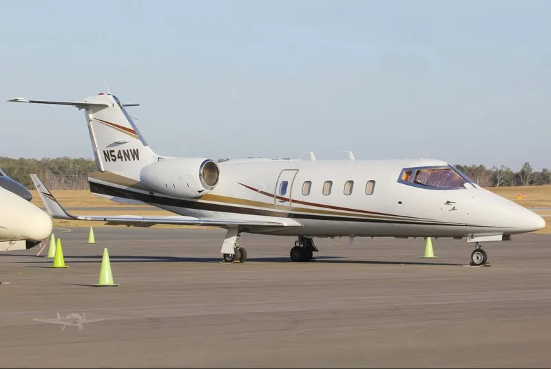 Learjet 55