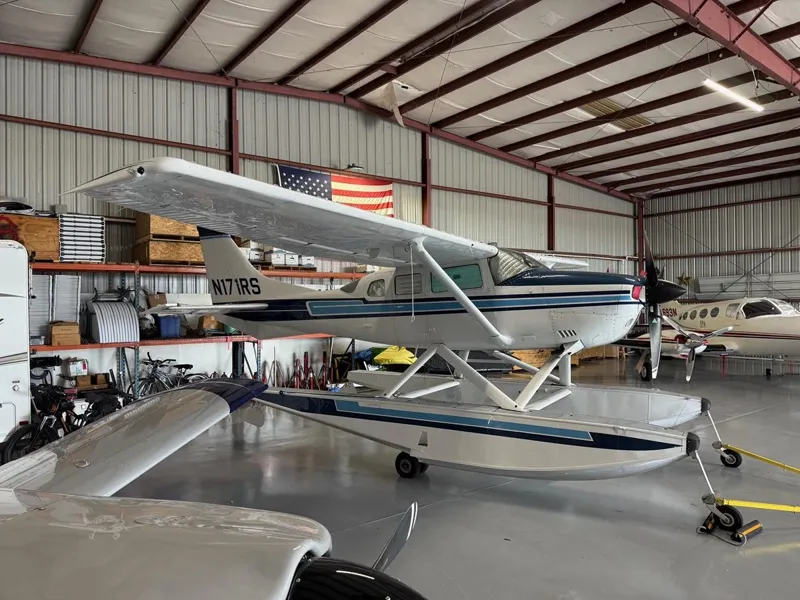 1980 Cessna U206 AMPHIBIAN