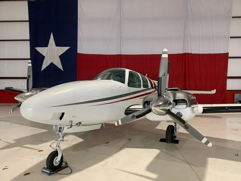 Beechcraft 58 Baron