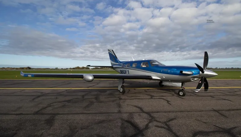 Piper M700