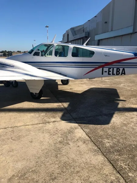 Beechcraft Baron 55