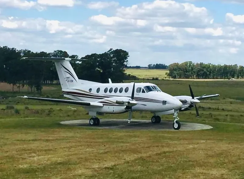2003 Beechcraft King Air B200 for sale