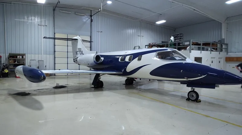 Learjet 24