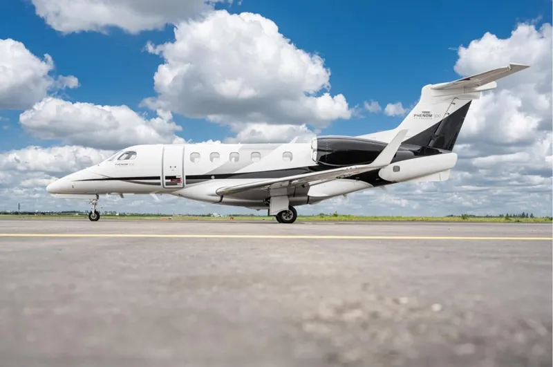 2016 Embraer Phenom 300