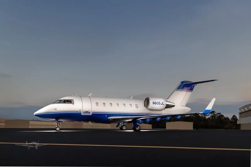 Bombardier Challenger 605