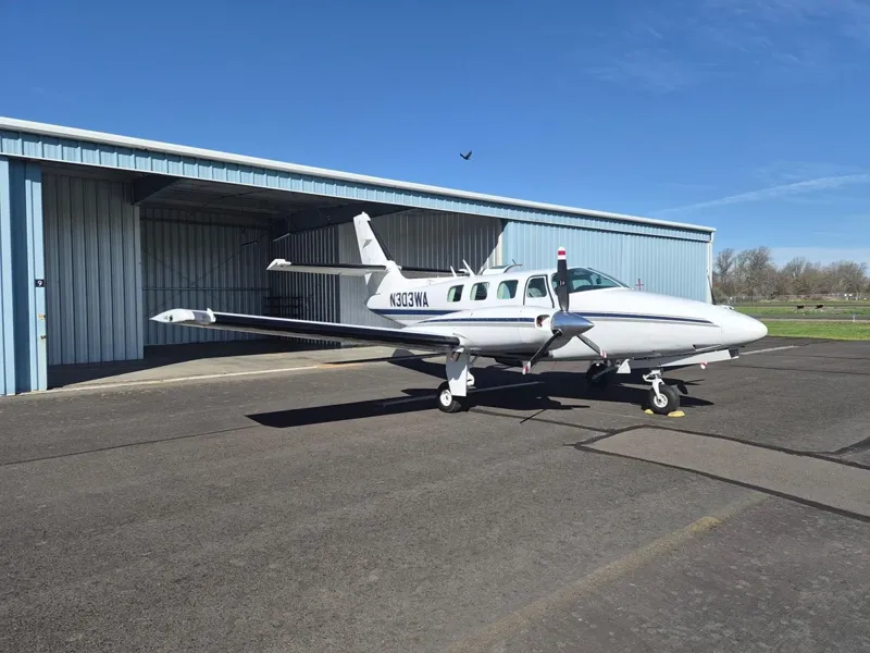 1984 Cessna T-303