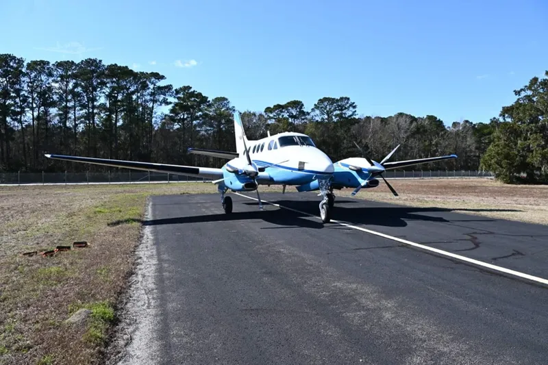 1985 Beechcraft C90A