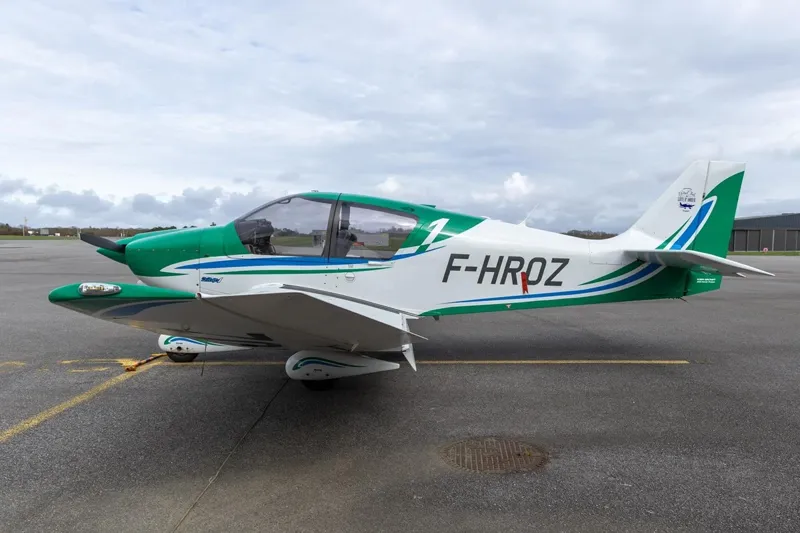 Robin DR-400/120 Dauphin 2 plus