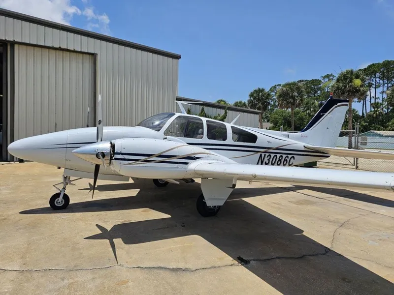 1968 Beechcraft Baron D55 for sale