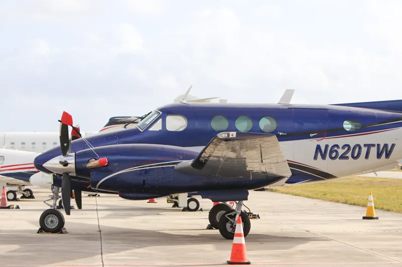 1974 Beechcraft King Air E90