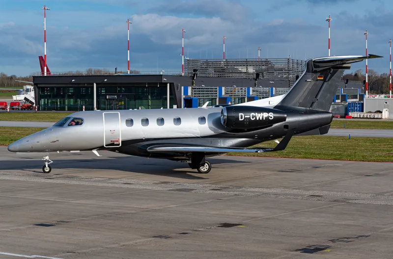 2016 Embraer Phenom 300