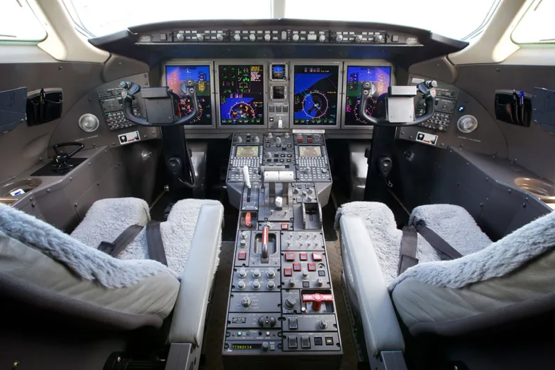 2007 Bombardier Challenger 300