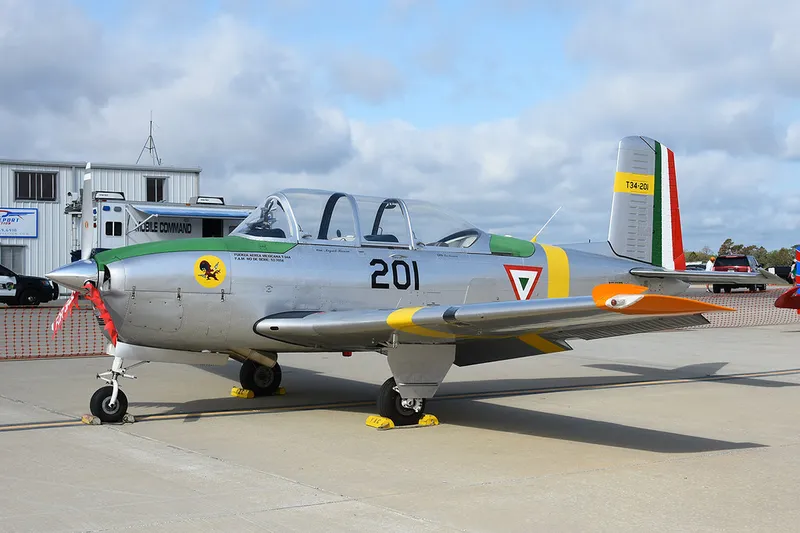 1952 Beechcraft T-34 Mentor