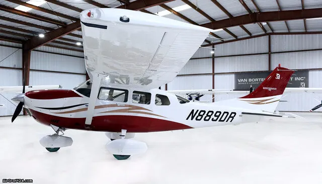 2006 Cessna T206H