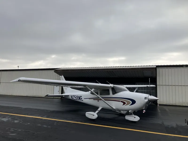 2000 Cessna 182S for sale