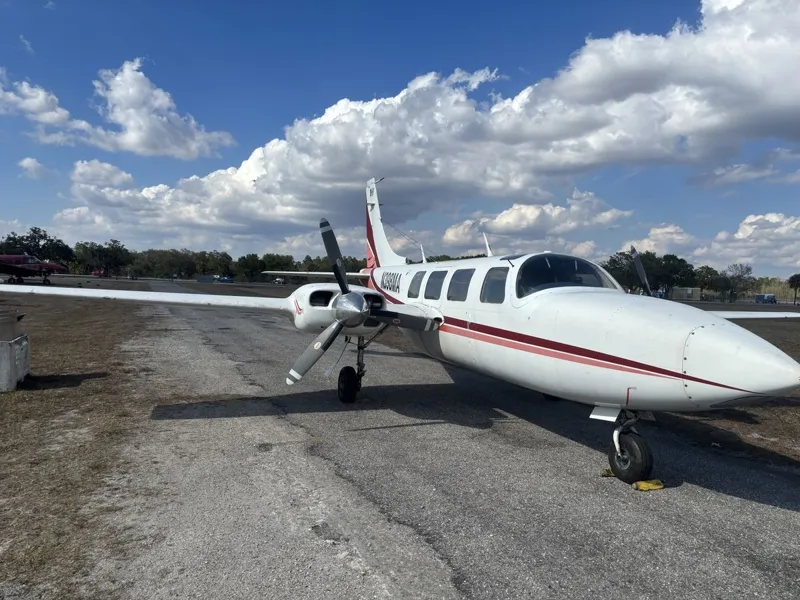 Aerostar 601P