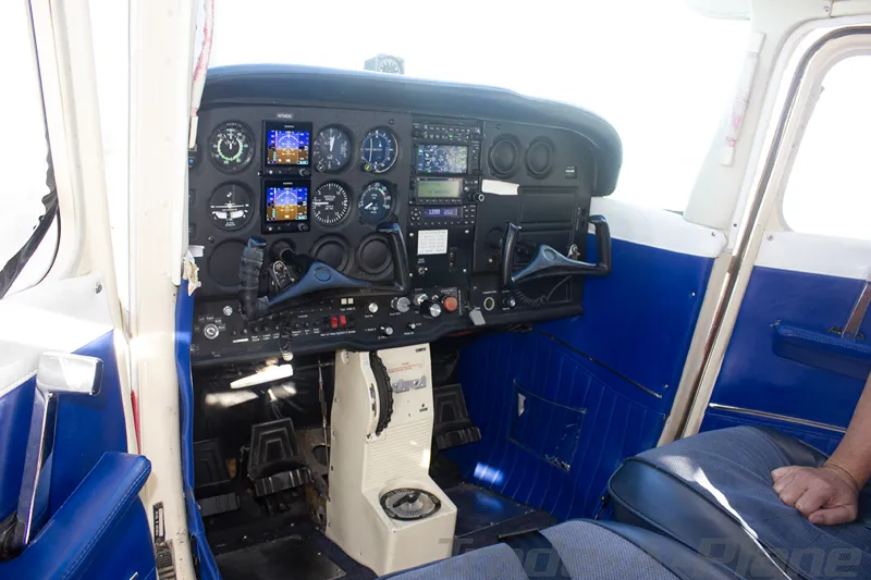 1977 Cessna 172N for sale