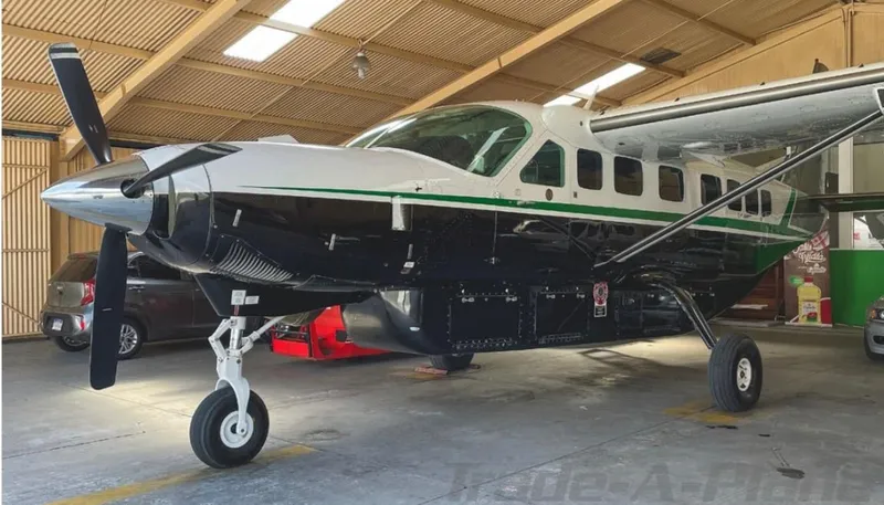CESSNA 208B