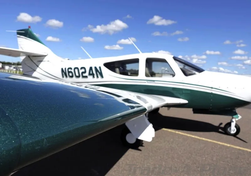 1994 Commander Commander 114B
