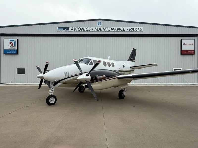 1996 Beechcraft King Air C90B for sale