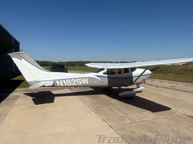 Cessna 182P