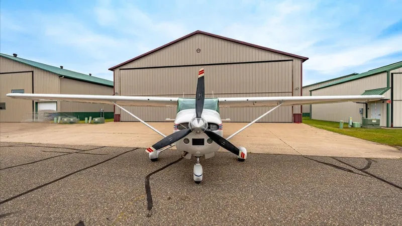 1976 Cessna 182P for sale