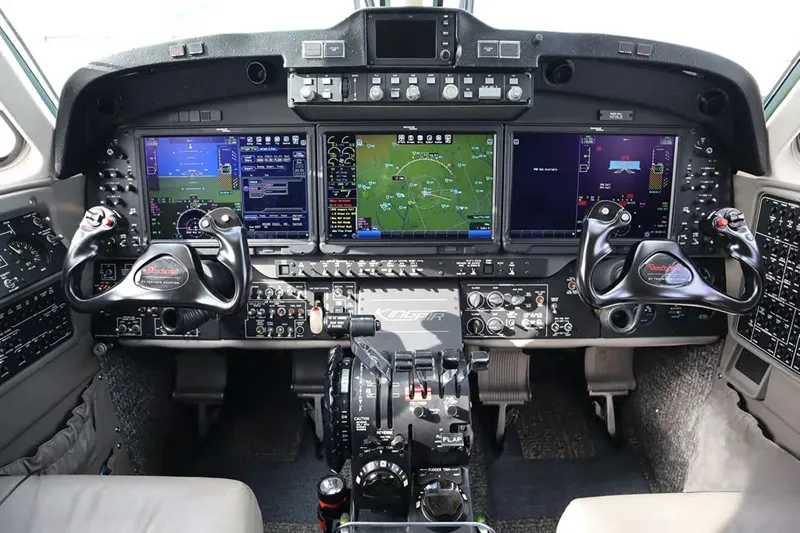 2022 Beechcraft King Air 360