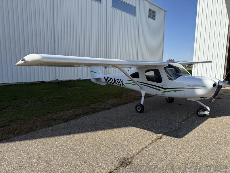 2011 Cessna 162 Skycatcher