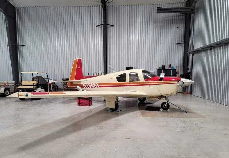 1964 Mooney M20E Super 21