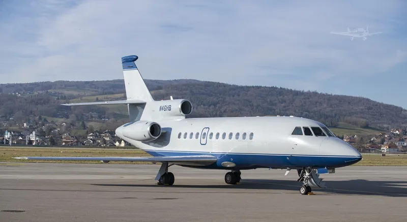Dassault Falcon 900B
