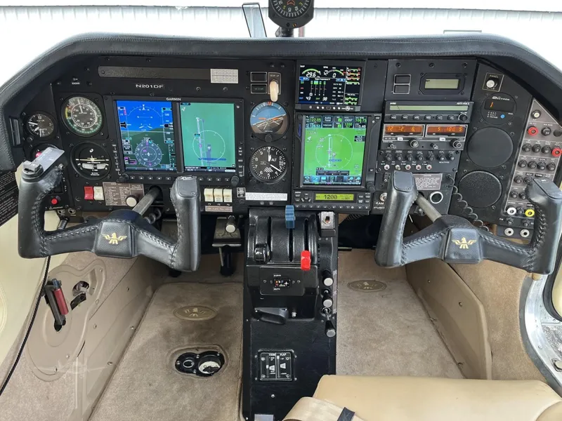 1977 Mooney M20J 201