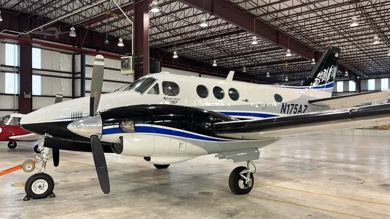1981 Beechcraft C90