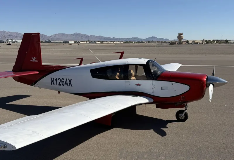 1963 Mooney M20E Super 21